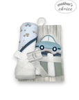 M/C HOODED TOWEL AND 4 WASHCLOTHS AND WASH SPONGE BLUE CAR